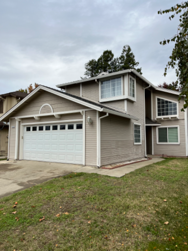 Foto principal - 8136 Sheehan Way