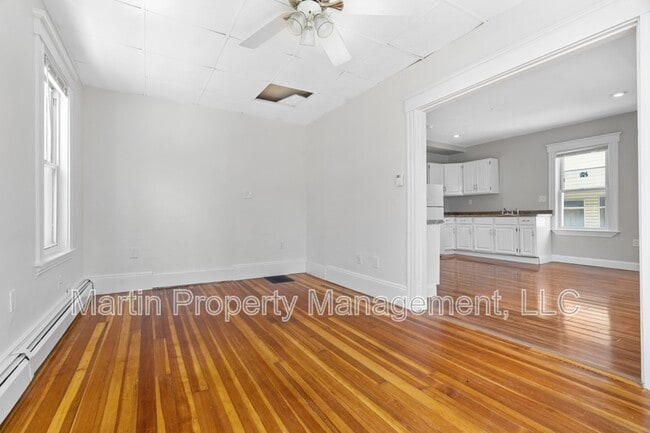 Photo - 23 Park St Apartment