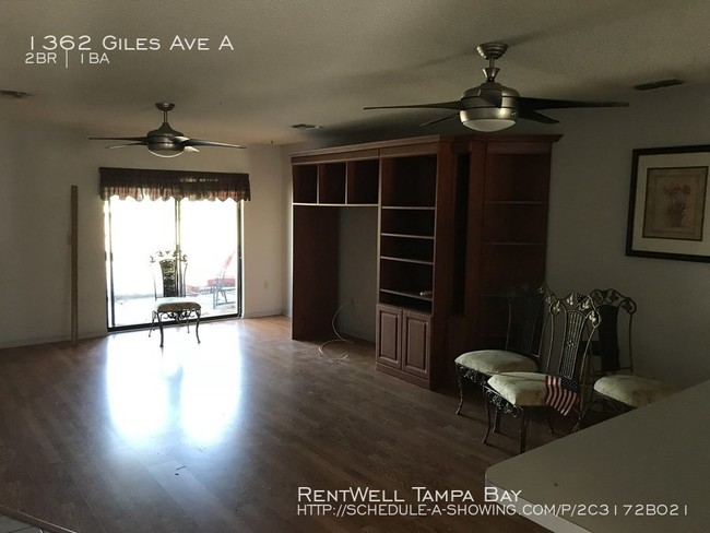Foto del edificio - 1362 Giles Ave