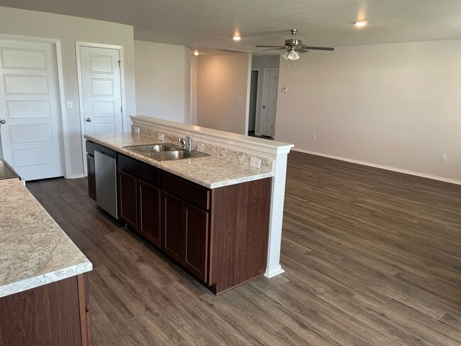 Foto del edificio - Now Pre-Leasing — Charming 3 Bed, 2 Bath Home in Siloam Springs!