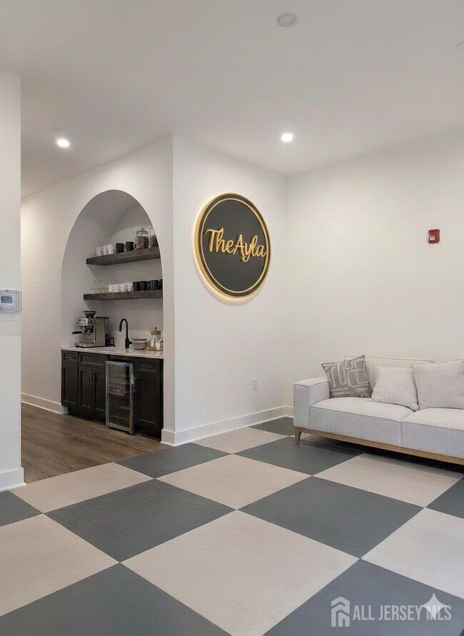 Foto del edificio - 581 Middlesex Ave