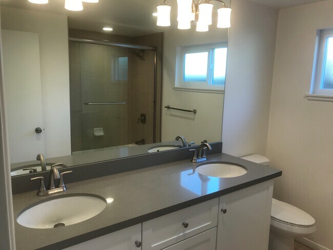 Building Photo - 21162 Lockhaven Cir