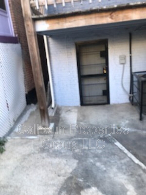 Building Photo - 2303 Edgemont Ave