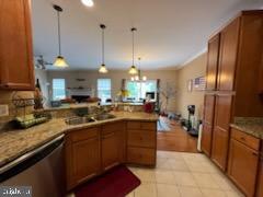 Foto principal - 8005 Annette Dr