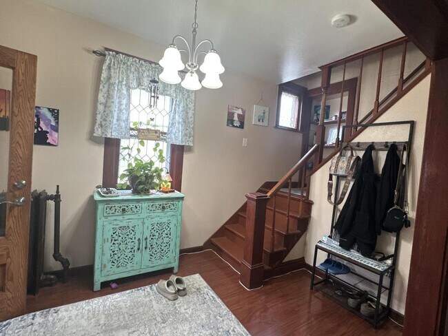 Foto del edificio - 307 4th St NW