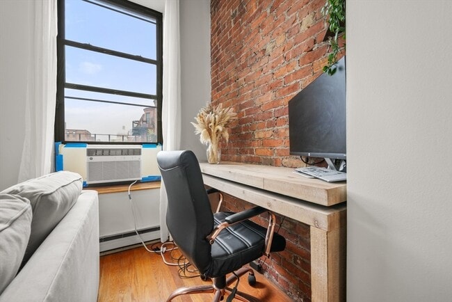 Building Photo - 549 Columbus Ave
