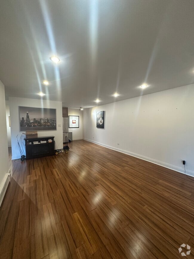Building Photo - 8923 Knight Ave