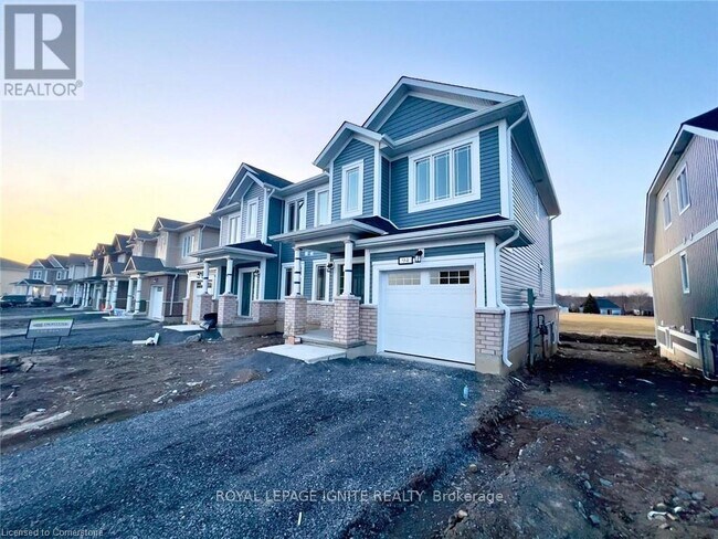 Photo du bâtiment - 94 Golf Links Dr