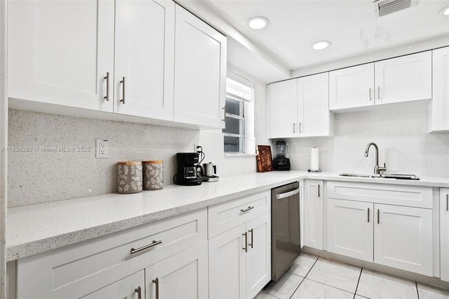 Building Photo - 14185 SW 87th St