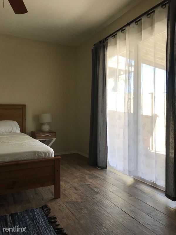 Building Photo - 3 br, 2 bath House - 1413 E El Parque Dr