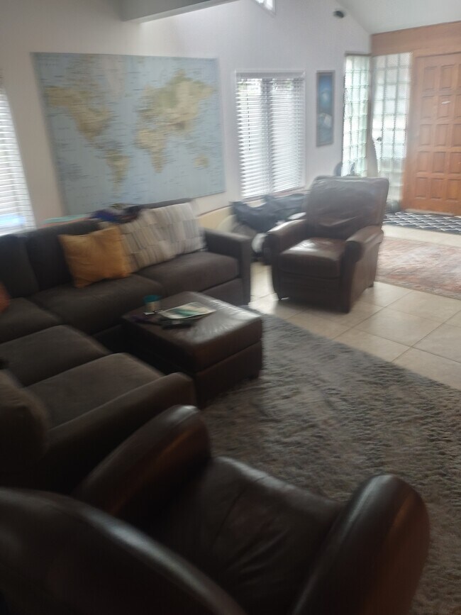 The livingroom area - 515 Neptune Ave