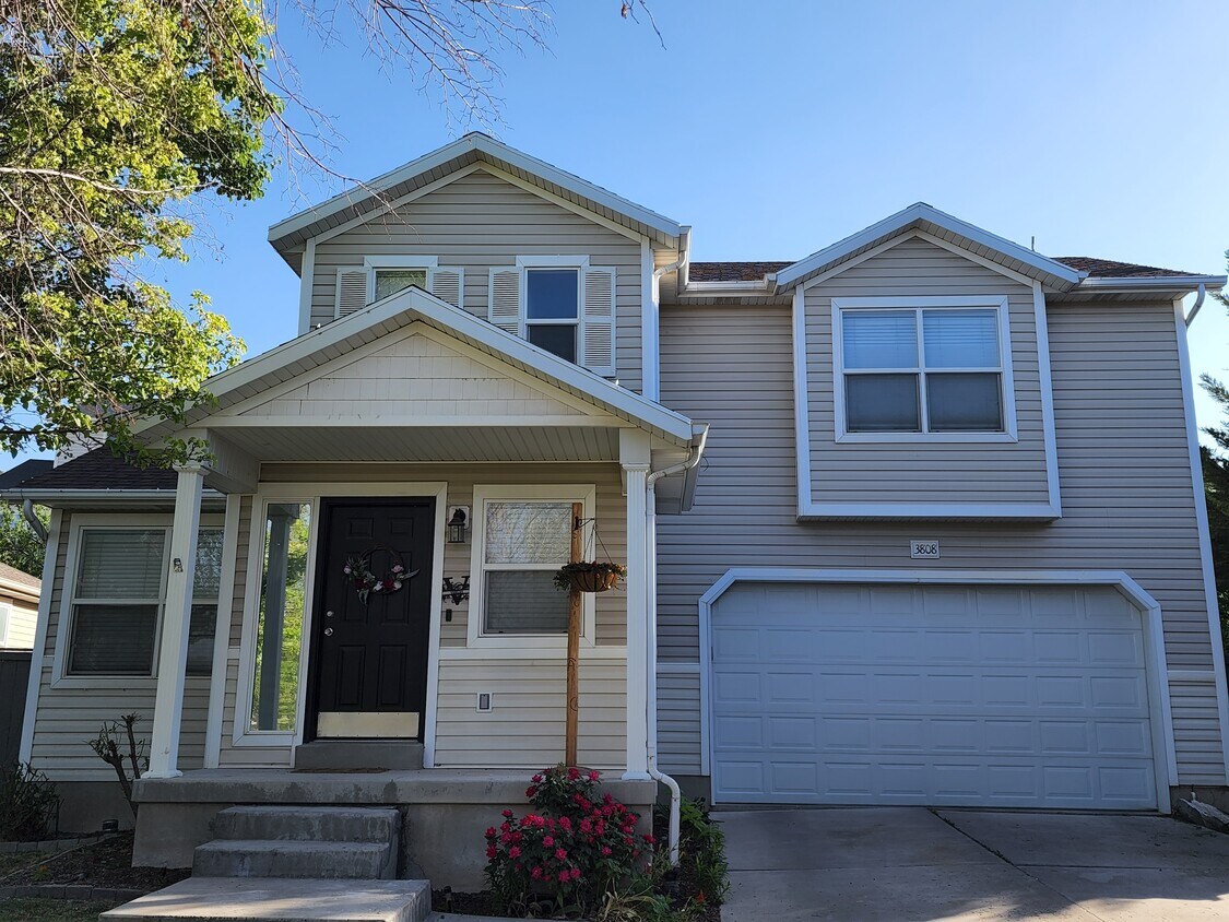 3808 E Chilton Cir, Eagle Mountain, UT 84005 House Rental in Eagle