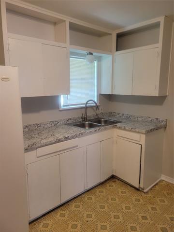 Building Photo - 3205 Elva Ave