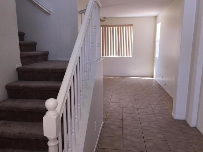 Building Photo - 8954 Grindella Ct