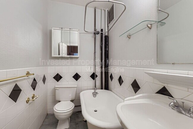 Foto del edificio - 1376 Pearl St