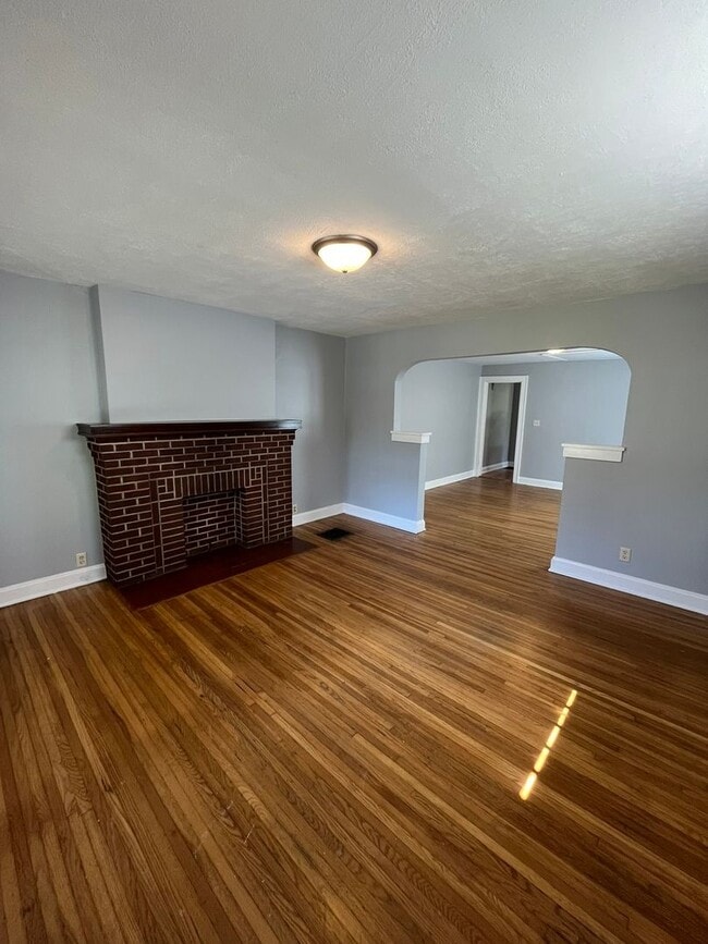 Building Photo - 452-454-454 S Huron Ave