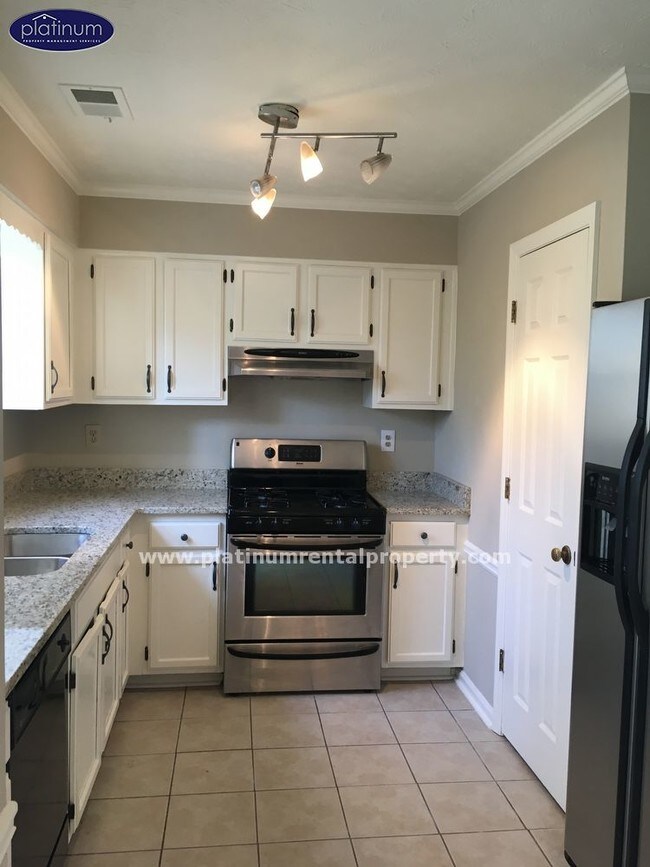 Foto del edificio - 2954 Lexington Trace Dr SE