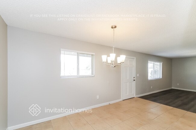 Building Photo - 5933 W Nancy Rd