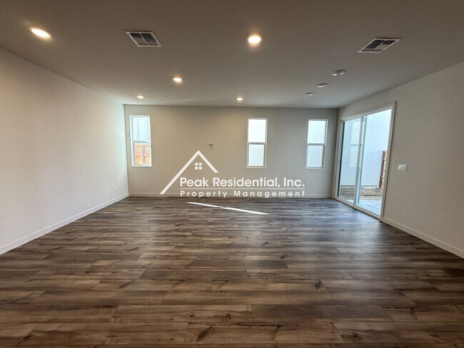 Building Photo - Brand New West Sacramento 4bd/3ba Home