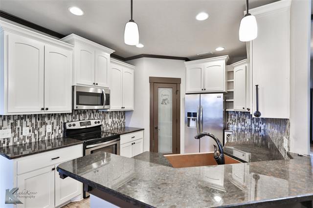 Building Photo - 350 White Rock Dr