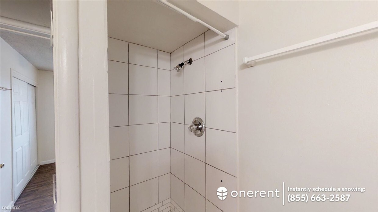 Foto principal - 5470 Camden St