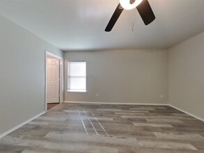 Building Photo - 254 Cumberland Forest Dr