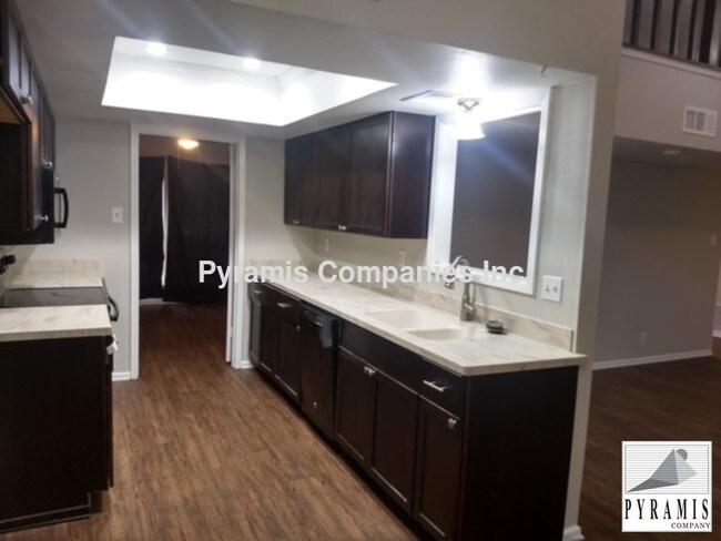 Foto del edificio - 15722 Partridge Trail