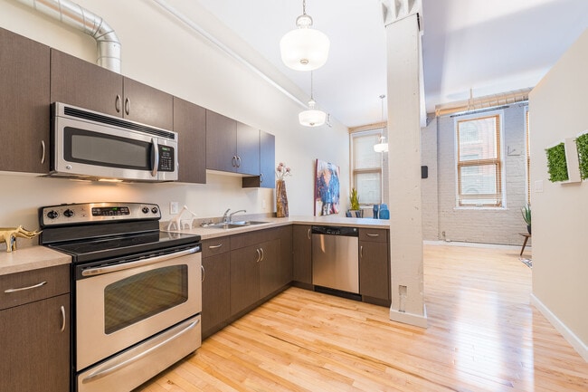 Building Photo - The Penthouse
