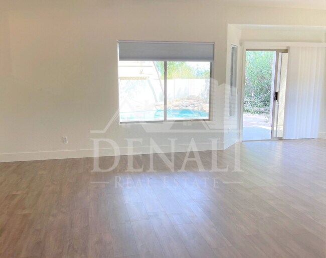 Foto del edificio - 21192 E Saddle Way