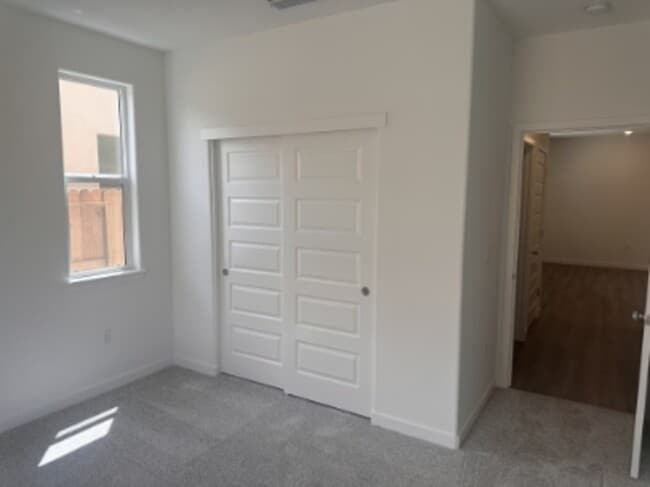 Building Photo - 8940 Da Capo Wy