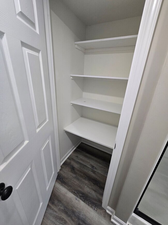Building Photo - Fully Remodeled 4BR/2.5BA Home for Rent – ...