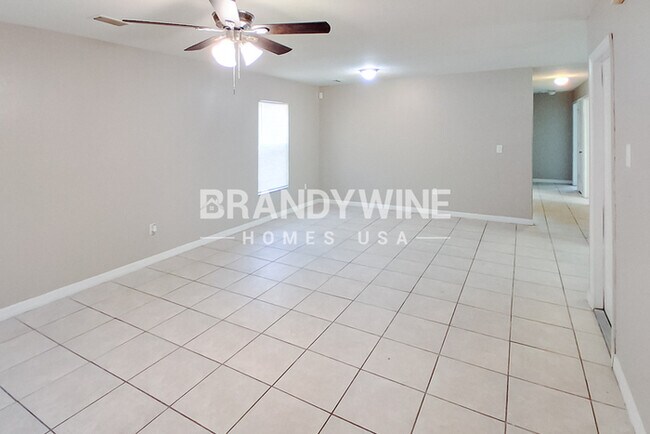 Foto del edificio - 3709 E Grove St