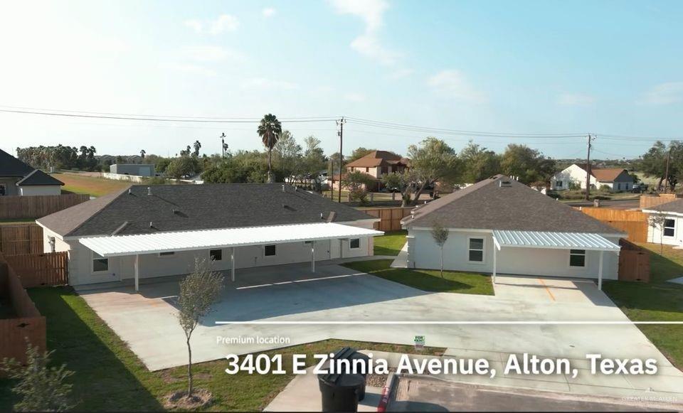 Primary Photo - 3401 E Zinnia Ave