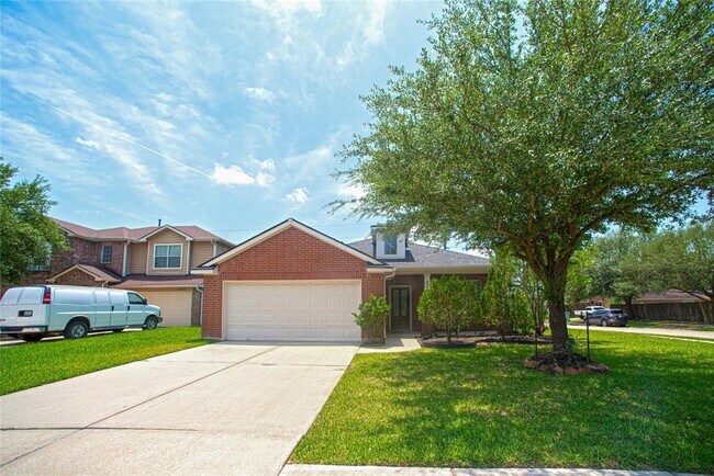 Building Photo - 20219 Suncoast Dr