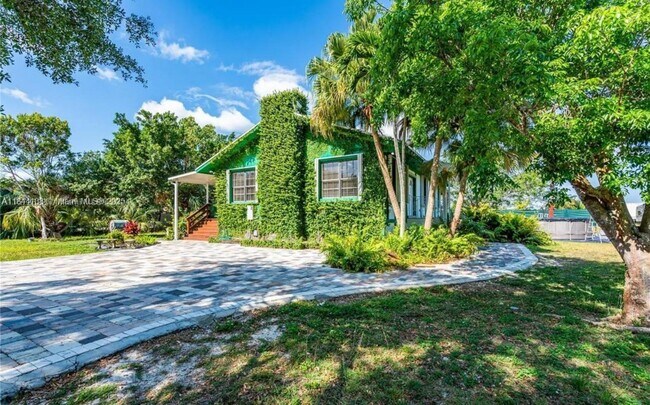 Foto del edificio - 28440 SW 192nd Ave