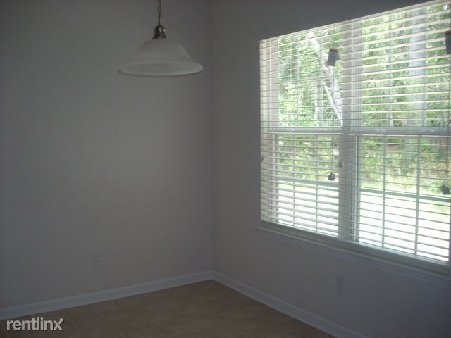 Building Photo - 3 br, 2 bath House - 116 Five Oaks Ct 116 FO