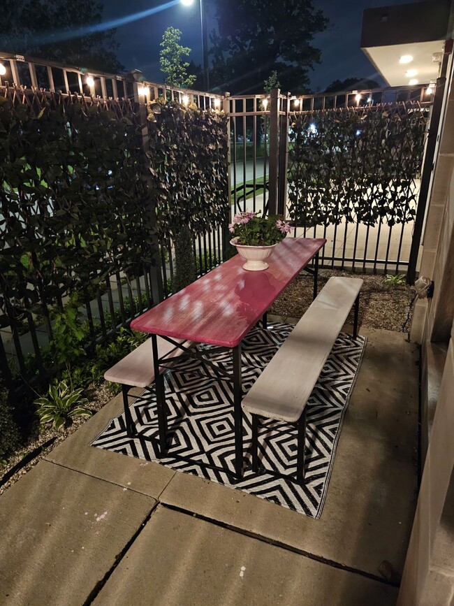 Private patio - 1450 Townsend St