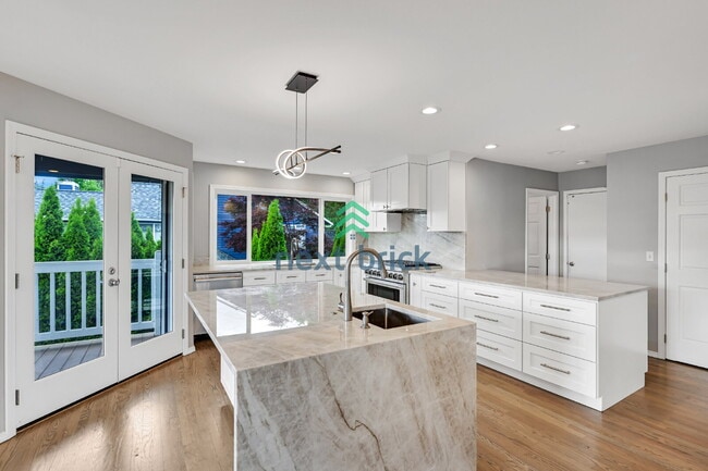 Building Photo - Beautiful home with 4 beds, 3.5 baths for rent