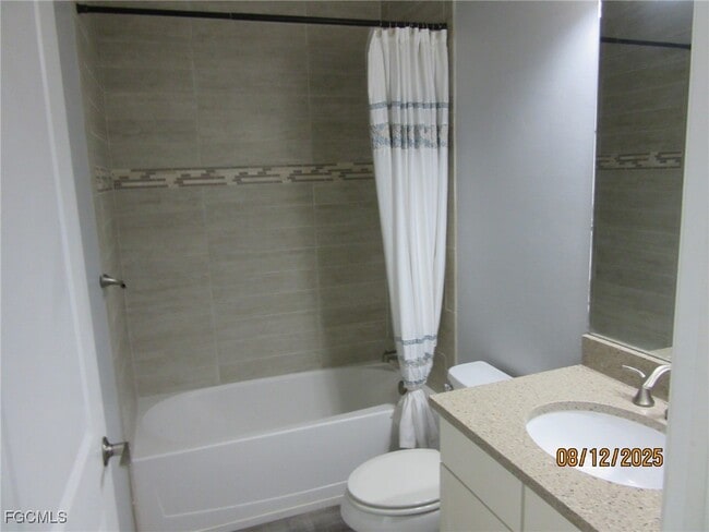 Foto del edificio - 14589 Laguna Dr