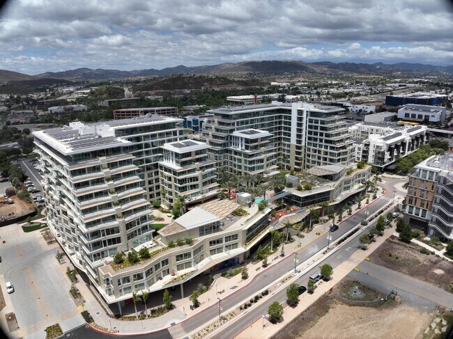 Exterior 3D - 222 North City