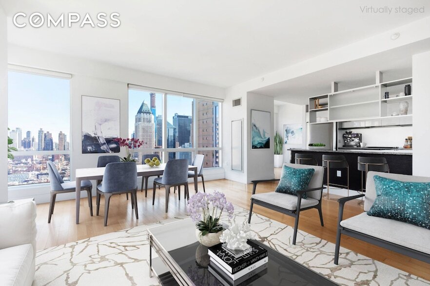 Primary Photo - 350 W 42nd St
