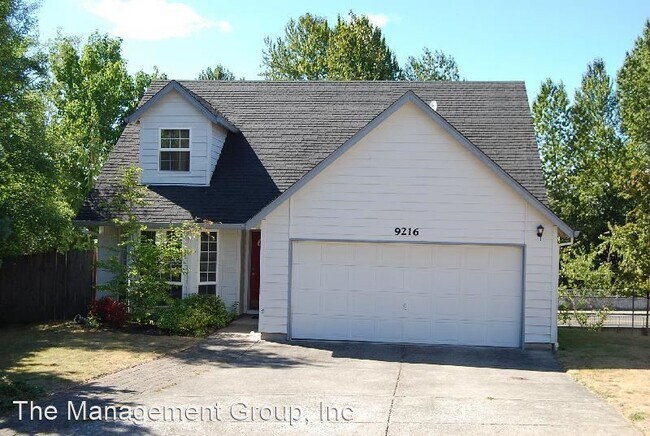 Foto del edificio - 3 br, 2 bath House - 9216 NE 25th Court