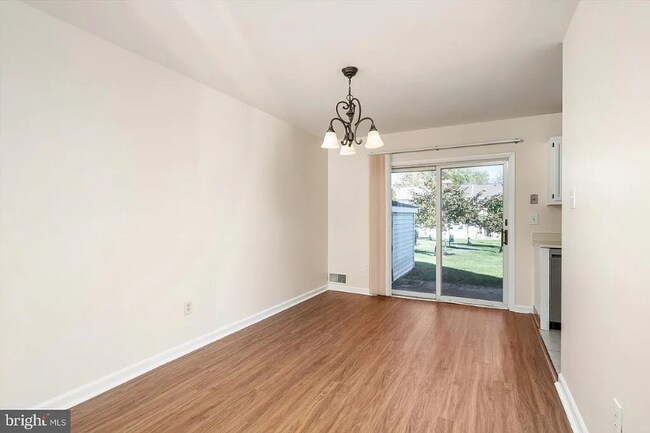 Foto del edificio - 182 Jonathon Dayton Ct