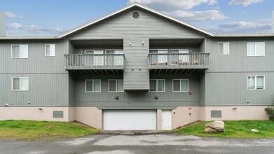 Building Photo - 9905 William Jones Cir