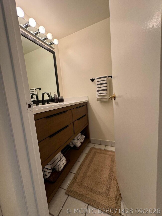 Building Photo - 3624 La Aires Ct