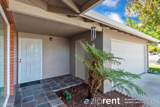Building Photo - 4 br, 2 bath House - 1576 Hillsdale Avenue...