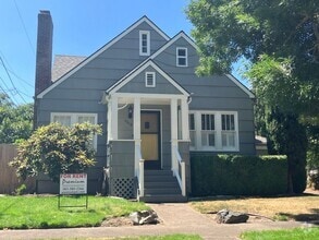 Building Photo - 1750 Grant St NE