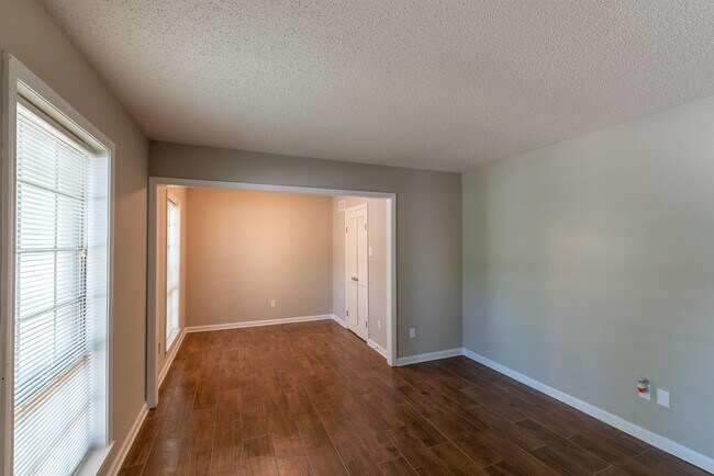 Foto del edificio - 4262 Sunnyslope Dr