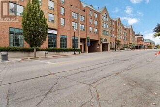Building Photo - 221 Robinson St