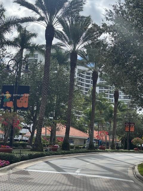 Foto del edificio - 19101 NE 36th Pl